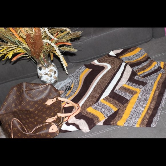 Women’s sweater blouse - Picture 5 of 7